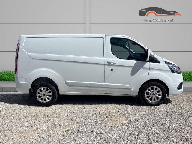 2022 Ford Transit Custom 2L Limited 5dr - Photo 6