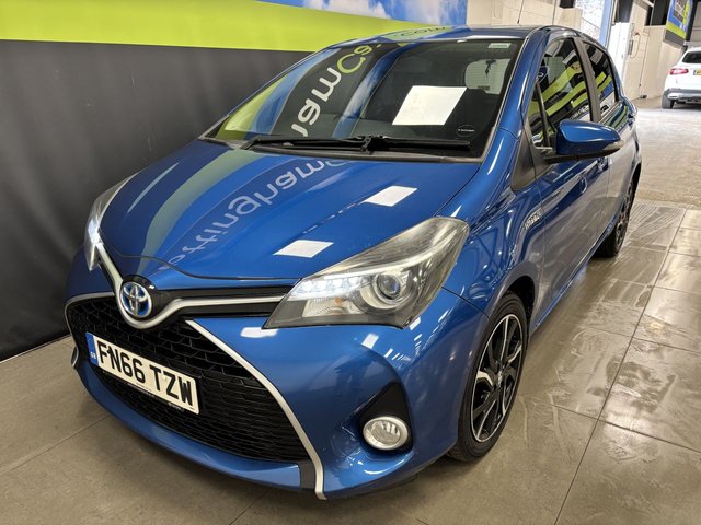 2016 Toyota Yaris 1.5L Design 5dr - Photo 10