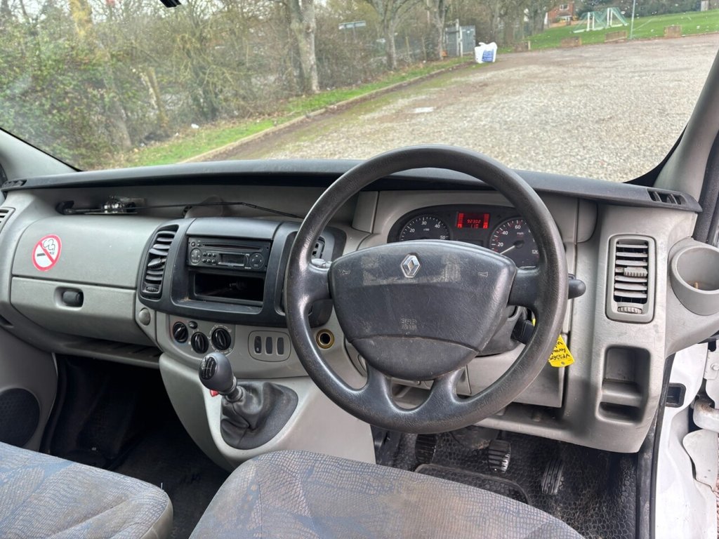 USED 2006 55 RENAULT TRAFIC 1.9 TD dCi SL27 Panel Van 4dr Diesel Manual (197 g/km, 100 bhp) 