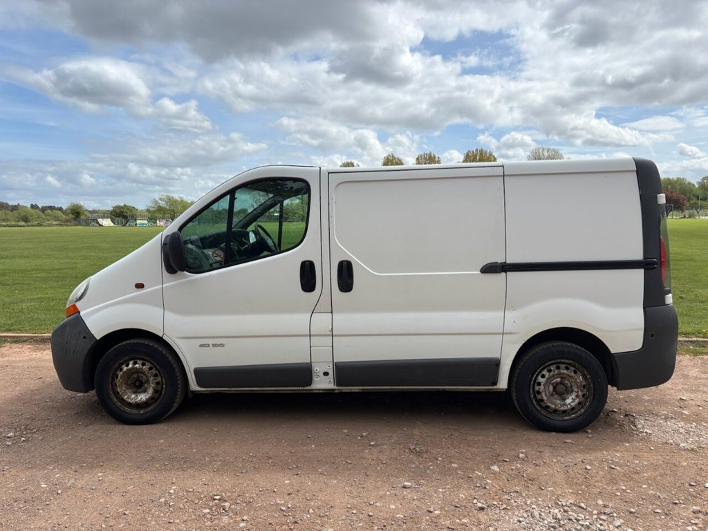 USED 2006 55 RENAULT TRAFIC 1.9 TD dCi SL27 Panel Van 4dr Diesel Manual (197 g/km, 100 bhp) 