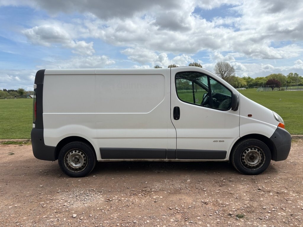USED 2006 55 RENAULT TRAFIC 1.9 TD dCi SL27 Panel Van 4dr Diesel Manual (197 g/km, 100 bhp) 