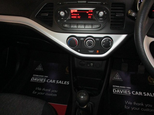 2017 KIA PICANTO 1.0 1 Hatchback 5dr Petrol Manual Euro 6 (65 bhp) £20 ROAD TAX ,12 MONTHS MOT ,6 MONTHS WARRANTY ,4 MAIN DEALER SERVICE STAMPS ,2 KEYS ,PRISTINE CONDITION ,REAR PARKING SENSORS , - Photo 7