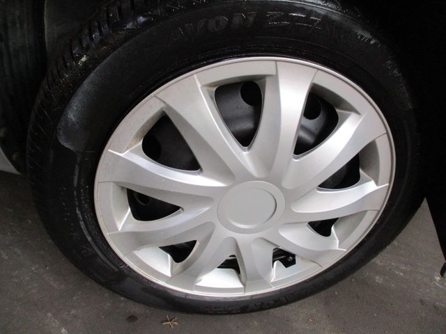 2017 KIA PICANTO 1.0 1 Hatchback 5dr Petrol Manual Euro 6 (65 bhp) £20 ROAD TAX ,12 MONTHS MOT ,6 MONTHS WARRANTY ,4 MAIN DEALER SERVICE STAMPS ,2 KEYS ,PRISTINE CONDITION ,REAR PARKING SENSORS , - Photo 10