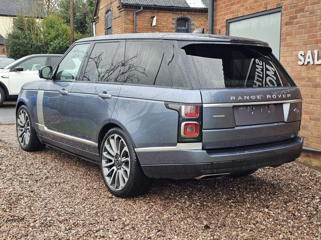 View our LAND ROVER RANGE ROVER