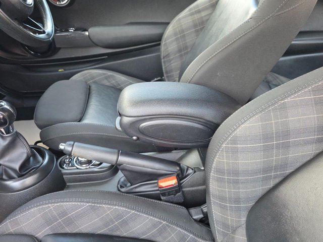 2018 MINI HATCH 1.5 Cooper Hatchback 3dr Petrol Manual Euro 6 (s/s) (136 ps) - Photo 12