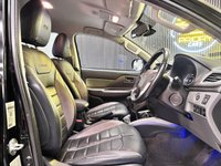 USED 2017 14 MITSUBISHI L200 2.4 DI-D DC Barbarian SVP Pickup Double Cab 4dr Diesel Manual 4WD Euro 6 (178 ps) DELIVERY AVAILABLE