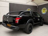 USED 2017 14 MITSUBISHI L200 2.4 DI-D DC Barbarian SVP Pickup Double Cab 4dr Diesel Manual 4WD Euro 6 (178 ps) DELIVERY AVAILABLE