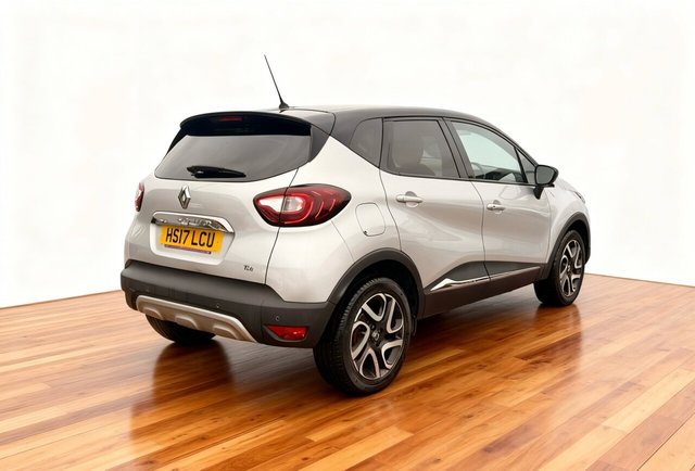 2017 RENAULT CAPTUR - Photo 6