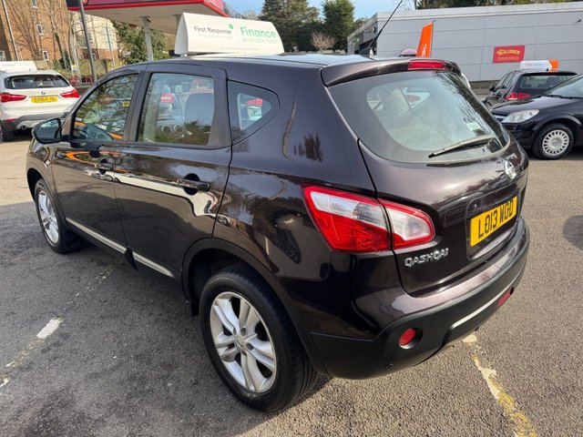 2013 NISSAN QASHQAI 2013 1.6 Acenta SUV 5dr Petrol CVT 2WD Euro 5 (117 ps)
        
          ONLY 65K JUST SERVICED & MOT'D - Photo 5