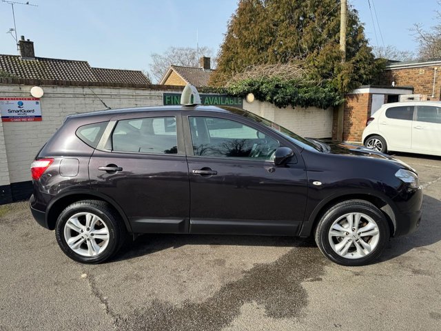 2013 NISSAN QASHQAI 2013 1.6 Acenta SUV 5dr Petrol CVT 2WD Euro 5 (117 ps)
        
          ONLY 65K JUST SERVICED & MOT'D - Photo 10