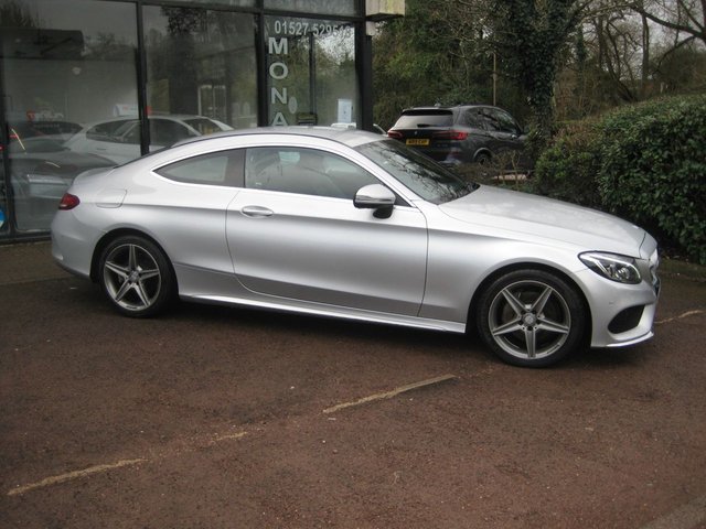 2016 MERCEDES-BENZ C-CLASS 2.1 C220d AMG Line Coupe 2dr Diesel G-Tronic+ Euro 6 (s/s) (170 ps) - Photo 3