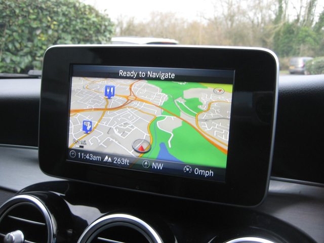 2016 MERCEDES-BENZ C-CLASS 2.1 C220d AMG Line Coupe 2dr Diesel G-Tronic+ Euro 6 (s/s) (170 ps) - Photo 4