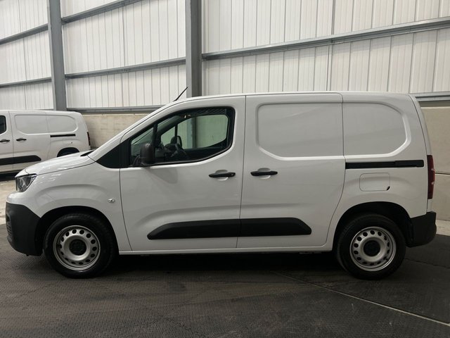 2023 PEUGEOT PARTNER - Photo 8