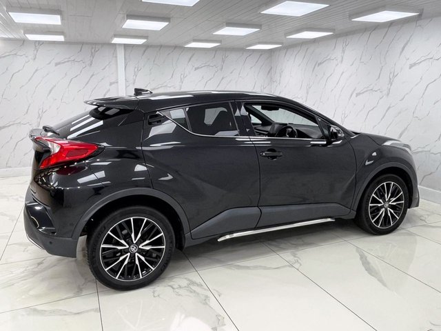 2017 Toyota C-HR 1.2L Excel 5dr - Photo 11