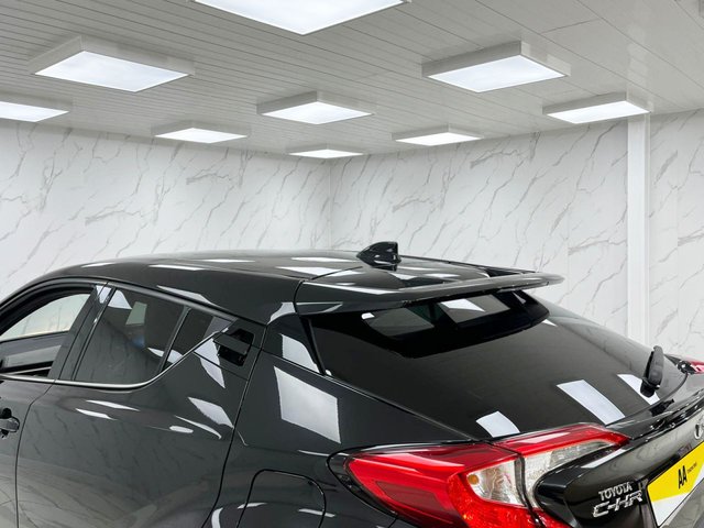 2017 Toyota C-HR 1.2L Excel 5dr - Photo 12