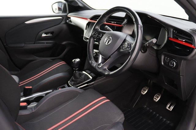 2021 Vauxhall Corsa 1.2L SRI Premium 5dr - Photo 10