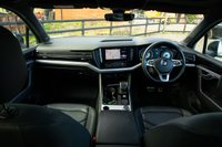 USED 2018 68 VOLKSWAGEN TOUAREG 3.0 TDI V6 R-Line SUV 5dr Diesel Tiptronic 4Motion Euro 6 (s/s) (286 ps) 