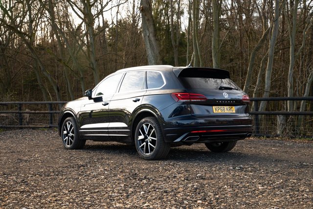2018 VOLKSWAGEN TOUAREG 3.0 TDI V6 R-Line SUV 5dr Diesel Tiptronic 4Motion Euro 6 (s/s) (286 ps) - Photo 12