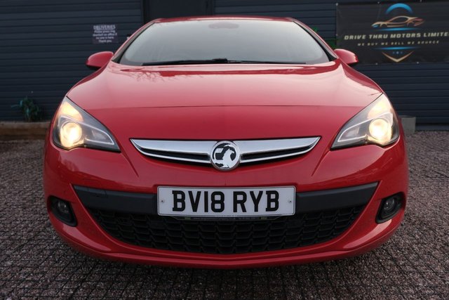 2018 VAUXHALL ASTRA GTC - Photo 2