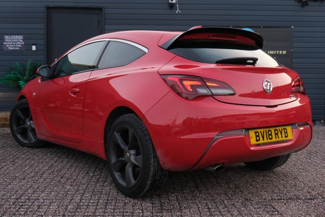 2018 VAUXHALL ASTRA GTC - Photo 4