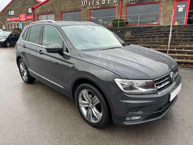 2019 VOLKSWAGEN, TIGUAN - Photo 2