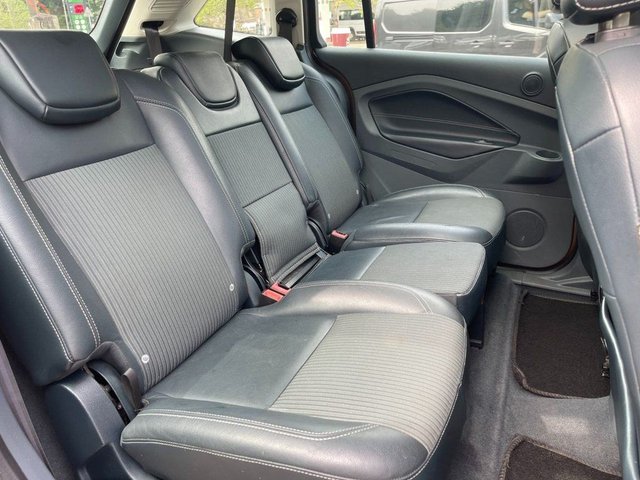 2014 Ford Grand C-Max 1L Titanium X 5dr - Photo 11