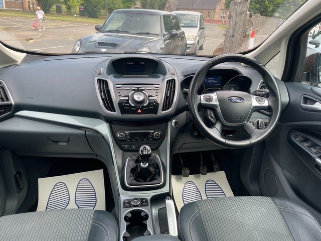 2014 Ford Grand C-Max 1L Titanium X 5dr - Photo 10