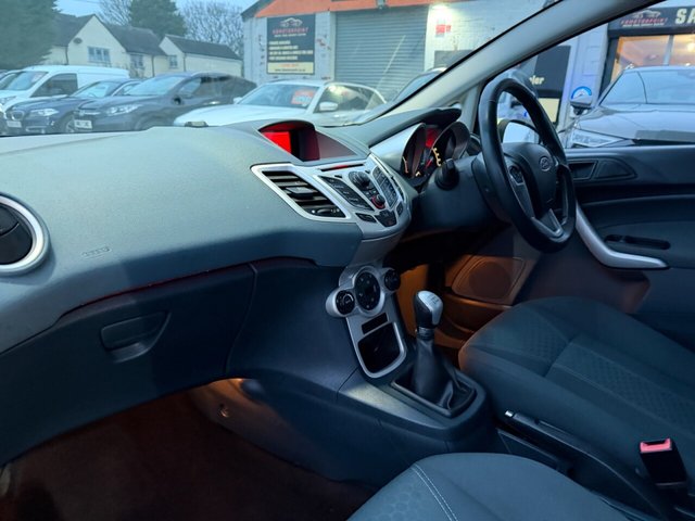 2009 Ford Fiesta 1L Titanium 3dr - Photo 7