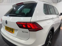 USED 2016 66 VOLKSWAGEN TIGUAN 2.0 TDI BlueMotion Tech SE SUV 5dr Diesel Manual Euro 6 (s/s) (150 ps) 2 keys, apple car play, cruise, DAB