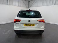 USED 2016 66 VOLKSWAGEN TIGUAN 2.0 TDI BlueMotion Tech SE SUV 5dr Diesel Manual Euro 6 (s/s) (150 ps) 2 keys, apple car play, cruise, DAB