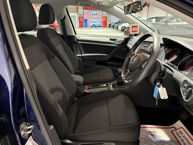 2017 VOLKSWAGEN GOLF 1.0 TSI BlueMotion Tech S Hatchback 5dr Petrol Manual Euro 6 (s/s) (85 ps) - Photo 8
