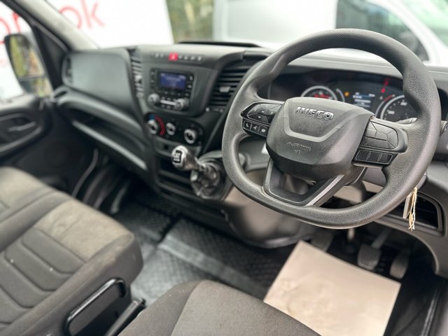 2023 IVECO DAILY - Photo 12