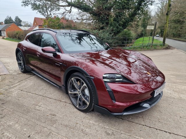 2021 71 Porsche Taycan Performance Plus 93.4kWh Turbo Cross Turismo 5dr Electric Auto 4WD (11kW Charger) (680 ps)
