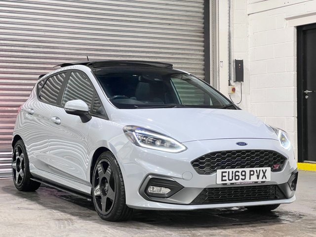 2019 Ford Fiesta 1.5L St-2 5dr - Photo 3