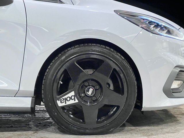 2019 Ford Fiesta 1.5L St-2 5dr - Photo 10