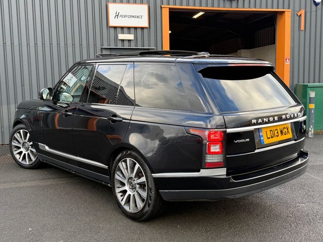 2013 Land Rover RANGE ROVER - Photo 9