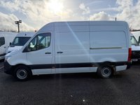 USED 2022 72 MERCEDES-BENZ SPRINTER 2.0 315 CDI Progressive Panel Van 5dr Diesel AUTO RWD L2 H2 Euro 6 (s/s) (150 ps) 