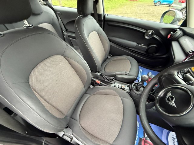 2017 MINI HATCH - Photo 9