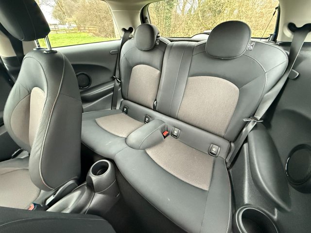2017 MINI HATCH - Photo 12