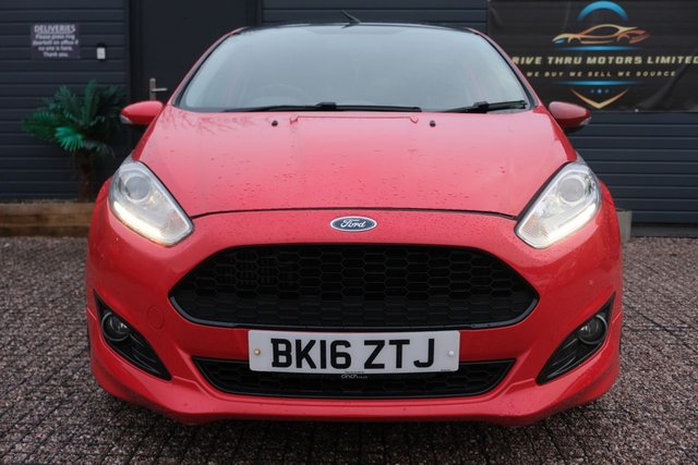 2016 FORD FIESTA 2016 1.0T EcoBoost Zetec S Hatchback 3dr Petrol Manual Euro 6 (s/s) (140 ps) - Photo 2