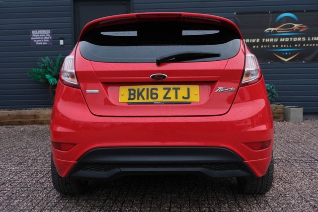 2016 FORD FIESTA 2016 1.0T EcoBoost Zetec S Hatchback 3dr Petrol Manual Euro 6 (s/s) (140 ps) - Photo 5