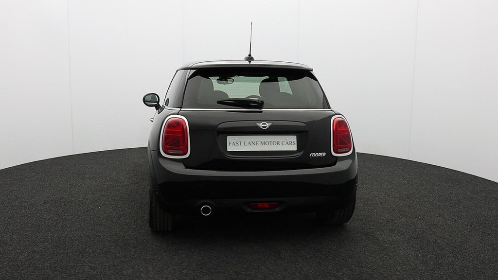 USED 2019 19 MINI HATCH 1.5 Cooper Classic Hatchback 3dr Petrol Manual Euro 6 (s/s) (136 ps) 