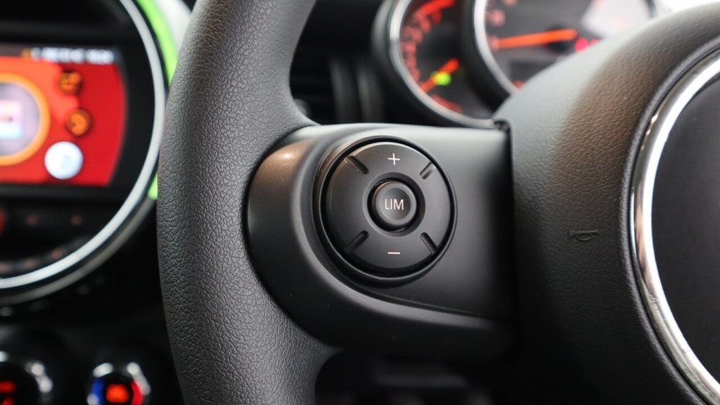 USED 2019 19 MINI HATCH 1.5 Cooper Classic Hatchback 3dr Petrol Manual Euro 6 (s/s) (136 ps) 