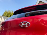 USED 2019 19 HYUNDAI TUCSON 1.6 T-GDi SE Nav SUV 5dr Petrol DCT Euro 6 (s/s) (177 ps) Dual zone climate control A/C, Satellite navigation, Cruise control, Bluetooth connectivity, USB and AUX input, Lane departure warning, Auto wipers, Different drive mode, Auto dimming rearview mirror, Power folding wingmirrors, DAB radio, LED daytime running lights, Rear parking camera, Rear parking sensors, Auto Headlights, Apple Carplay, Android Auto.