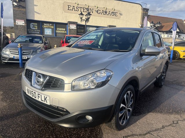 2010 Nissan Qashqai 2.0 dCi n-tec SUV 5dr Diesel Manual 4WD Euro 5 (150 ps) photo
