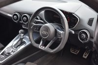 USED 2020 20 AUDI TT 2.0 TFSI 40 Black Edition Coupe 3dr Petrol S Tronic Euro 6 (s/s) (197 ps) LOW MILES / FULL SERVICE HIST