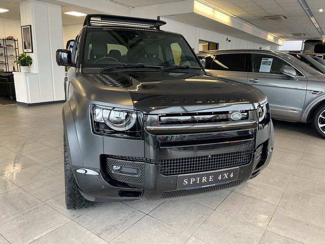 View our LAND ROVER DEFENDER