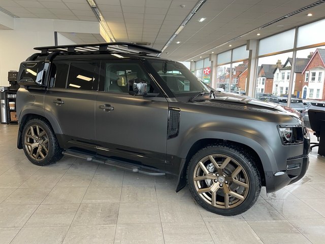 View our LAND ROVER DEFENDER