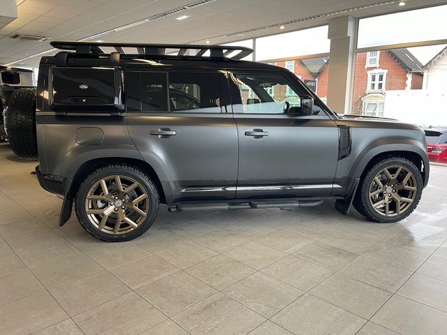 View our LAND ROVER DEFENDER