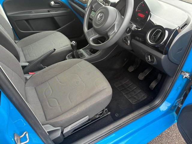 2015 VOLKSWAGEN UP! 1.0 Move up! Hatchback 5dr Petrol Manual Euro 6 (60 ps) - Photo 11